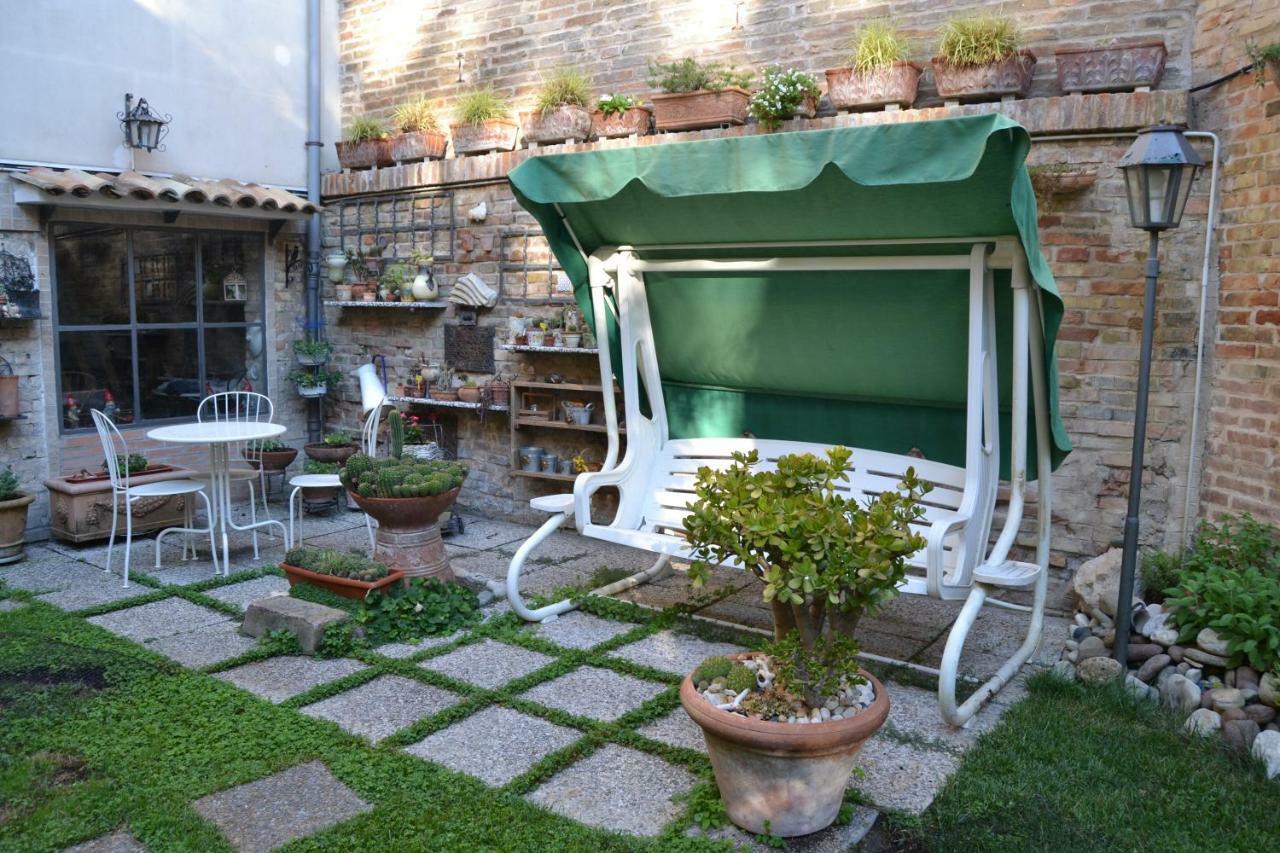 Bed and Breakfast Il Giardino Roccioso Rawenna Zewnętrze zdjęcie